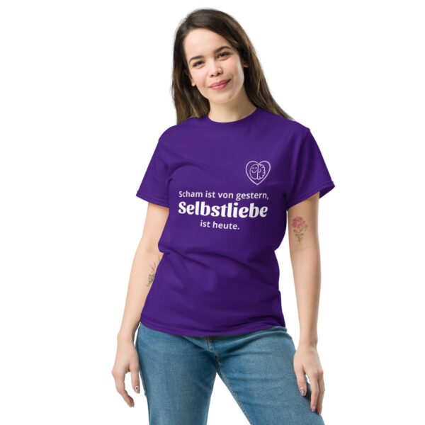 Scham ist von gestern, Selbstliebe ist von heute (Unisex T-Shirt, dark) – Bild 10